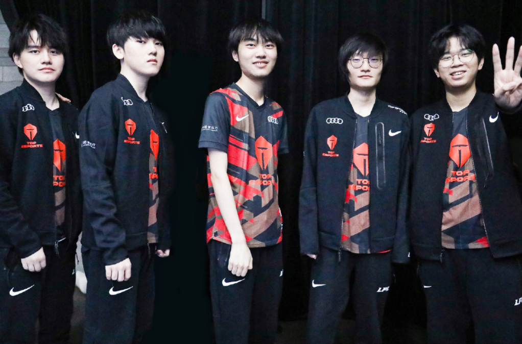 不断攀升 不断攀升