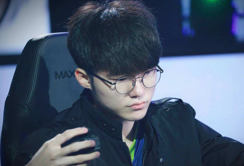 魔术队的战 魔术队的战