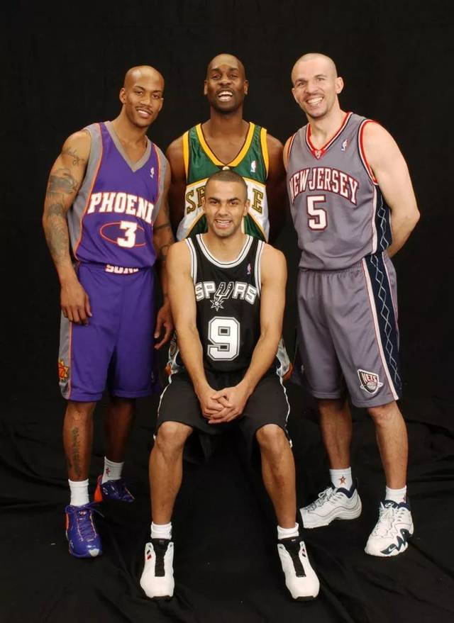 雷霆一跃成 雷霆一跃成