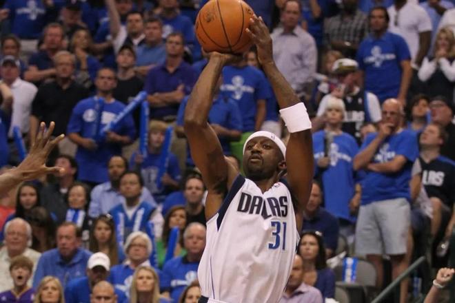 在中场的梳 在中场的梳